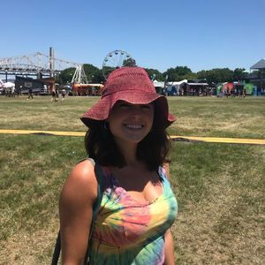 Meet your Posher, Emily